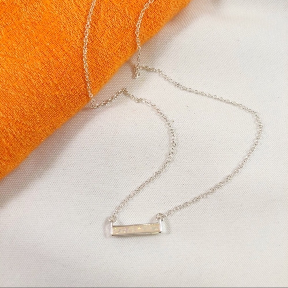 THE 2BANDITS Athens Opal Bar Necklace
